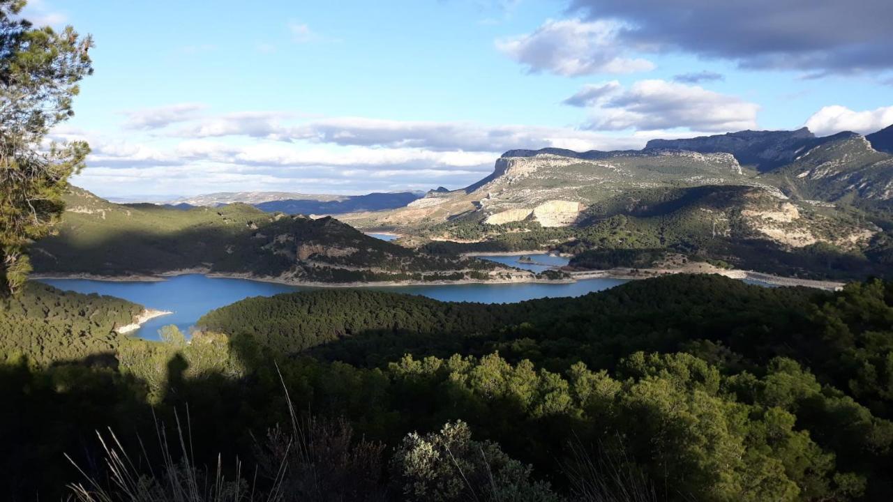 Studio Apartment In Ardales, Cerca El Caminito Del Rey Y Embalses Luaran gambar